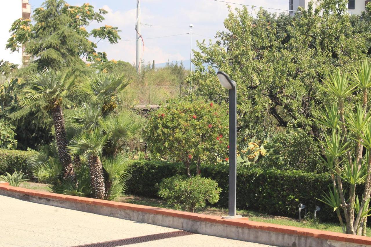 Villa Sicilia Apartment Catania Exterior photo